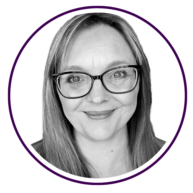 Nicola Smith Ecommerce Growth Specialist Black and White (1) Nicola Smith Ecommerce Growth Specialist Black and White image, looking straight to camera, smiling. Cropped to a circle frame.