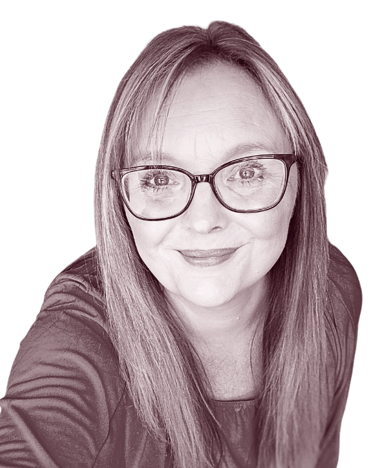 Nicola Smith Ecommerce Growth Specialist Nicola Smith Ecommerce Consultancy Independent Ecommerce Consultant a black and white selfie with Nicola looking exciting.